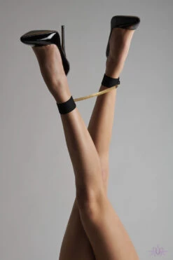 Maison Close Tapage Nocturne Black Handcuffs 11 Maison Close Tapage Nocturne Black Handcuffs -Glamour Lace Shop Mayfair Stockings561525 tapage nocturne noir 0635 960x1440 crop center 2x 6