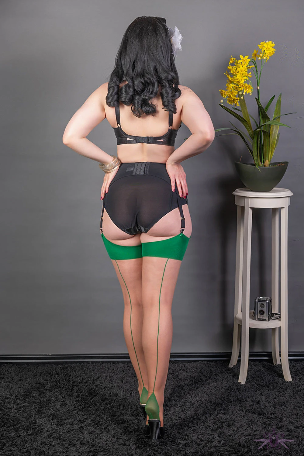 What Katie Did Contrast Cinnamon/Green Seamed Stockings 4 What Katie Did Contrast Cinnamon/Green Seamed Stockings - Image 2
