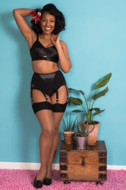 What Katie Did Contrast Nutmeg/Black Seamed Stockings -Glamour Lace Shop Mayfair Stockingsnutmeg black 1 1